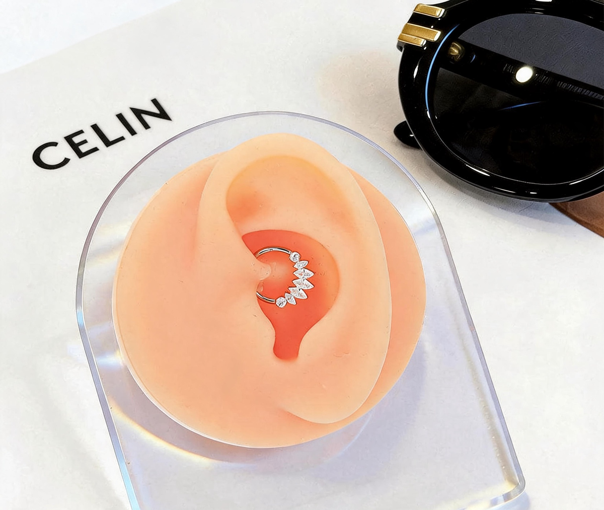 Titanium Marquise Fan Nose Hoop & Ear Clip | Clicker